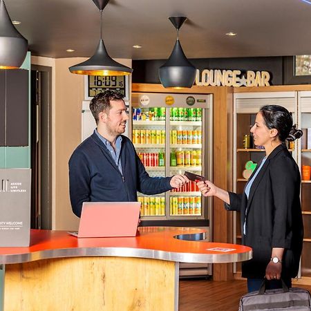 Ibis Lausanne Crissier Εξωτερικό φωτογραφία