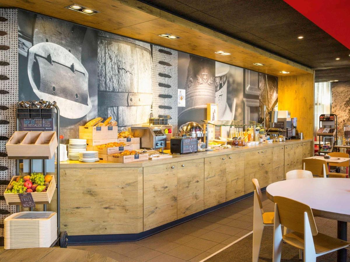 Ibis Lausanne Crissier Εξωτερικό φωτογραφία