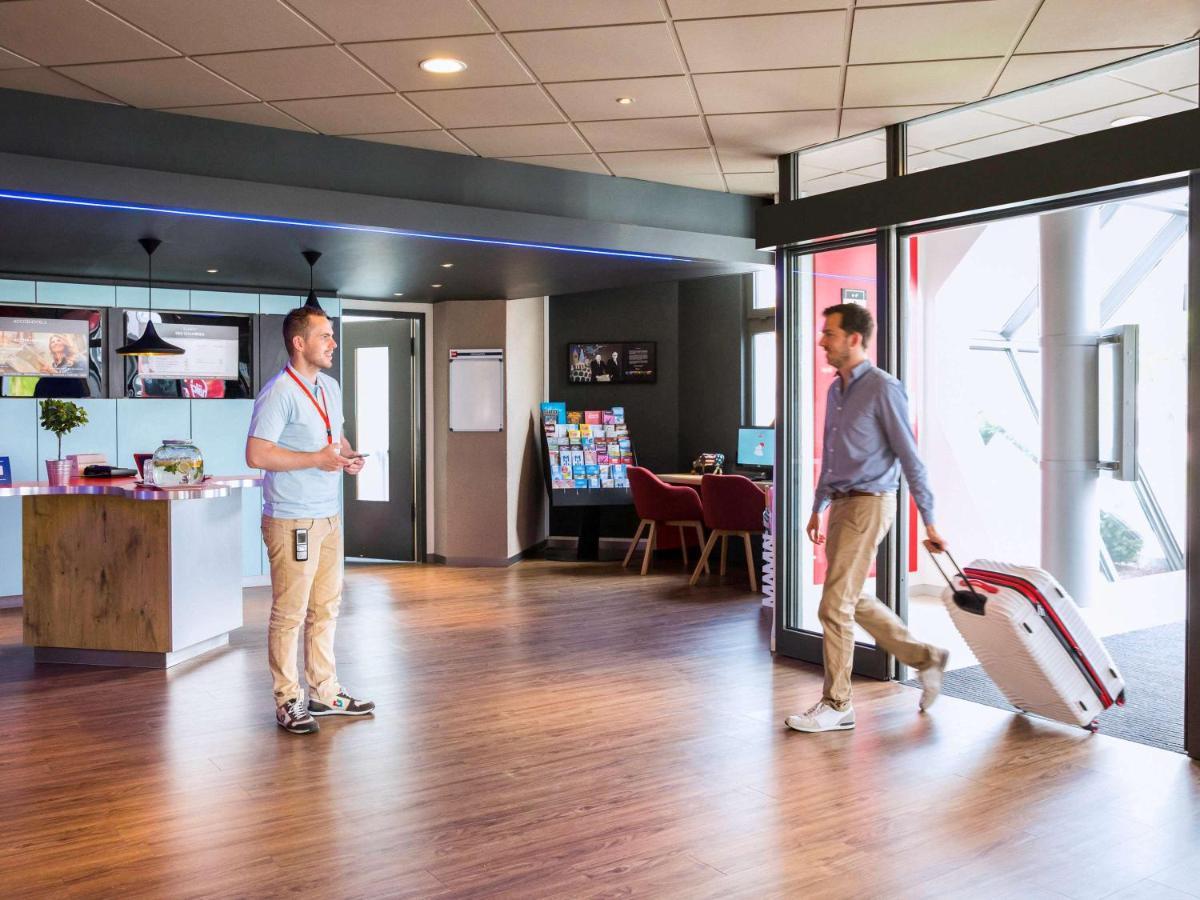 Ibis Lausanne Crissier Εξωτερικό φωτογραφία