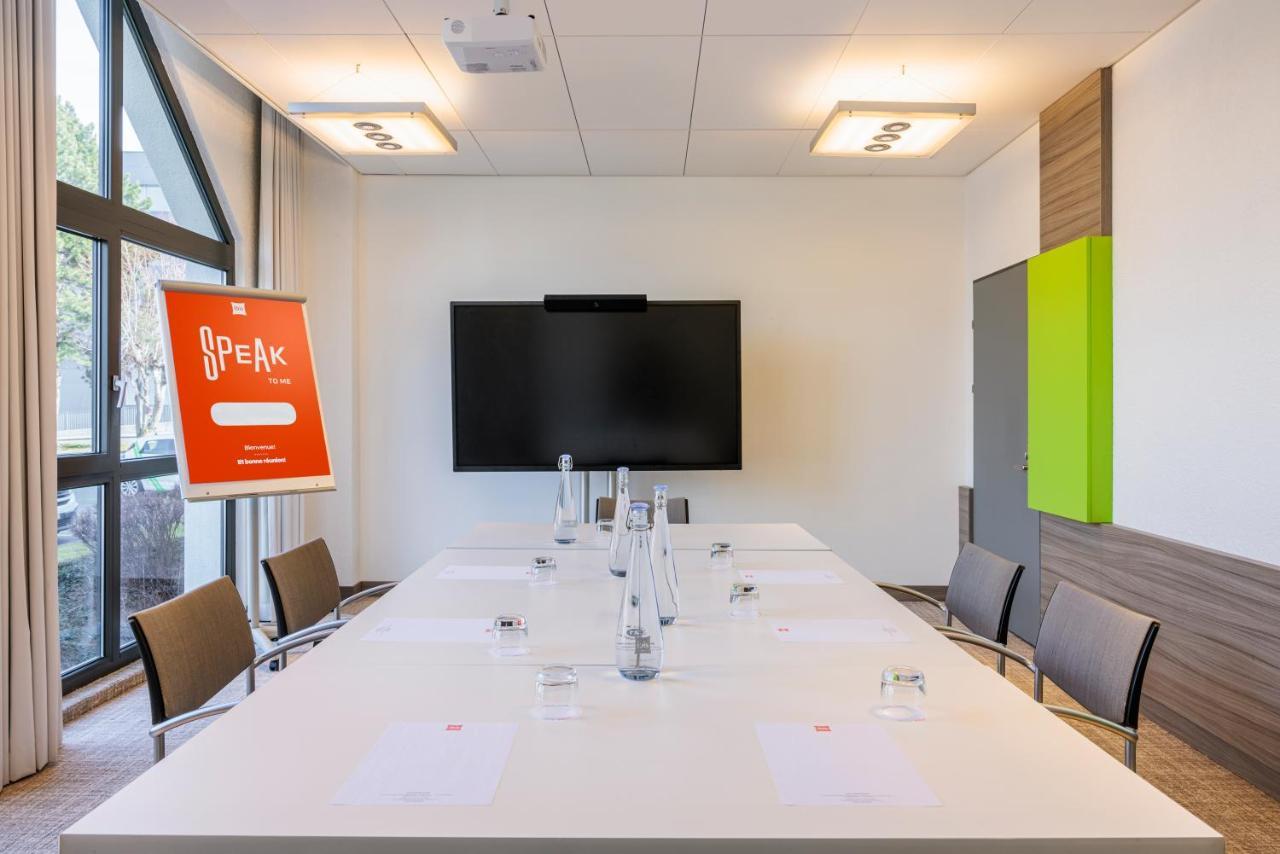 Ibis Lausanne Crissier Εξωτερικό φωτογραφία