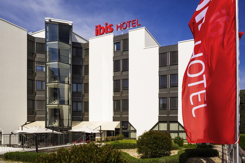 Ibis Lausanne Crissier Εξωτερικό φωτογραφία