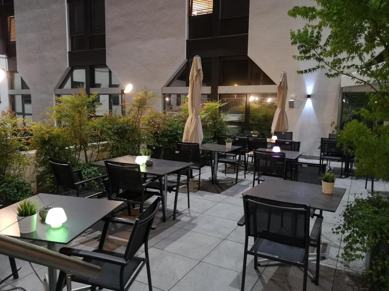 Ibis Lausanne Crissier Εξωτερικό φωτογραφία