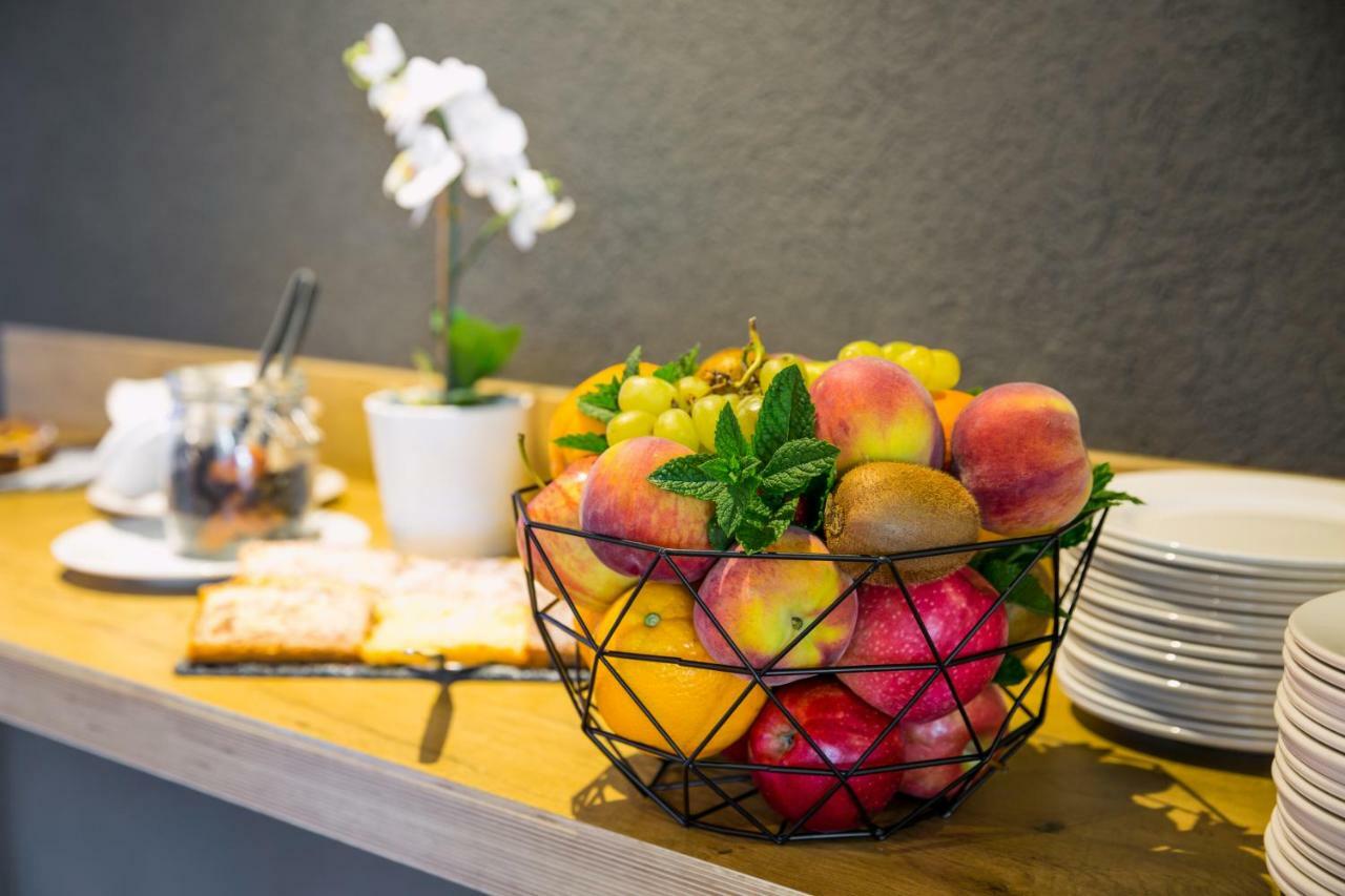 Ibis Lausanne Crissier Εξωτερικό φωτογραφία